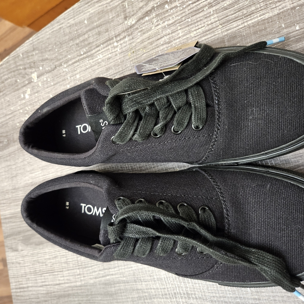 TOMS Men's Black Canvas Shoes